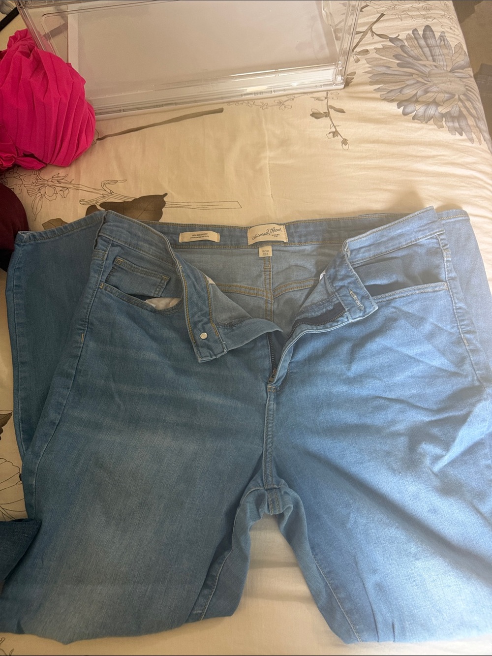 Universal Thread Light Blue Skinny Jeans - Stretch Denim